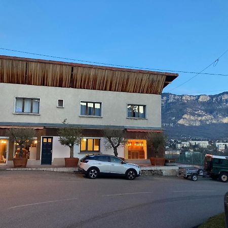 Gite Partage Tresserve Exterior photo